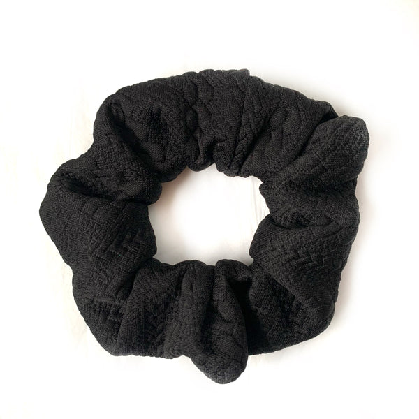 Knit Sweater Black Scrunchie